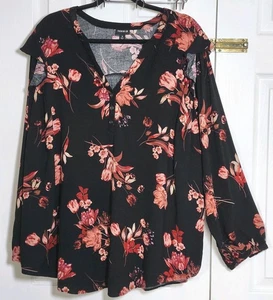 Torrid 3 Mujeres Negro Oscuro Floral Manga Larga Popover Campesino Henley Talla 3X  - Imagen 1 de 7