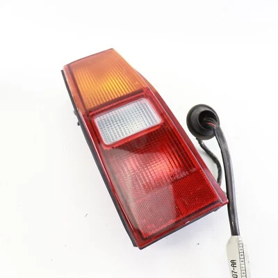 Mercury Tracer 1998 trasero izquierdo lado del conductor luz trasera luz trasera lámpara Foto 1 de 4