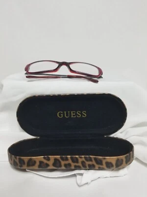 Monturas de gafas Guess solo con estuche rígido Guess usadas  Foto 1 de 4