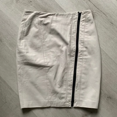 Falda Danier Cuero Genuino Piel de Serpiente Calce Clásico Talla 2 Beige Negro Cremallera Foto 1 de 4