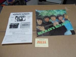 Herman's Hermits Original US Concert Book Program 1966 + EXTRAS - Picture 1 of 20