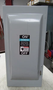 💥NEU SIEMENS 100 AMP UNSICHERBARER SICHERHEITSSCHALTER 240 VAC 250 VDC GNF323 - Bild 1 von 9