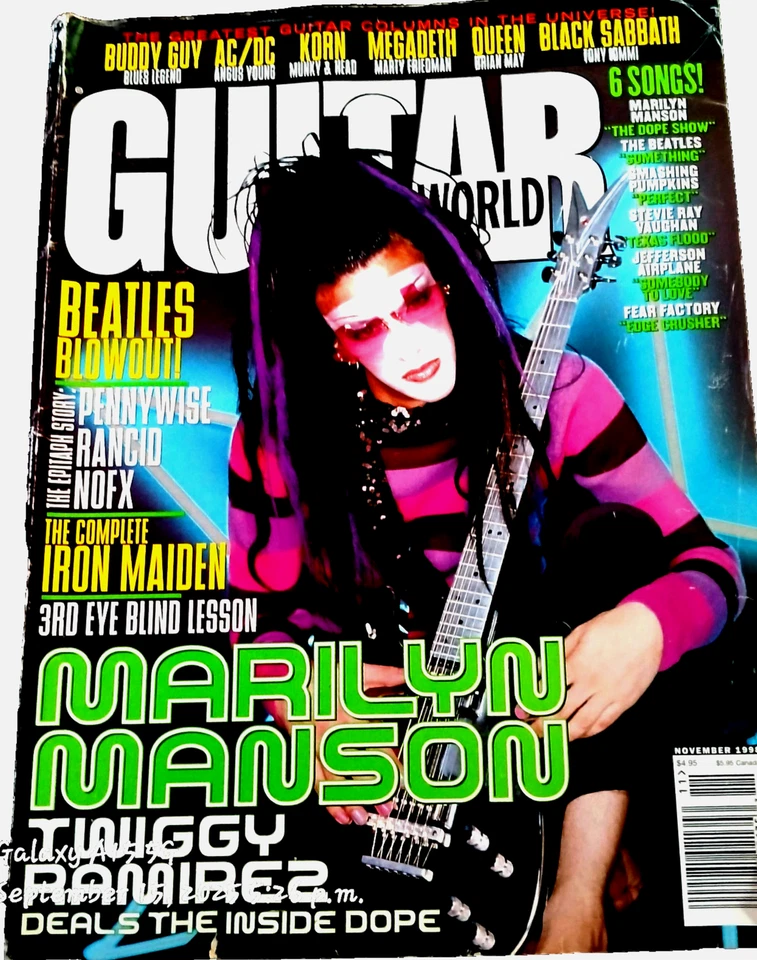 Guitar World Magazine Nov 1998 - Marilyn Manson - Beatles con carteles Foto 1 de 4