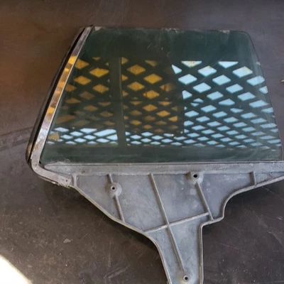 Dodge Plymouth Charger Satilite 1971-72 LH cuarto trasero ventana vidrio tintado Foto 1 de 2