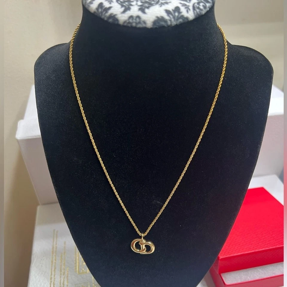 Colar Christian Dior - Imagem 1 de 4