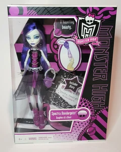 Monster High Spectra Vondergeist Doll 2011 NIB NRFB - Picture 1 of 9