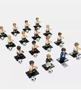 LEGO 71014 DFB MANNSCHAFT DEUTSCHLAND FUSSBALLMANNSCHAFT KOMPLETT SET 16 MINIFIGUREN CMF - Bild 1 von 2