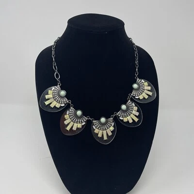 Collar Anthropologie X Bauble Bar Janina Art Deco Acrílico Pétalos Transparente Foto 1 de 4