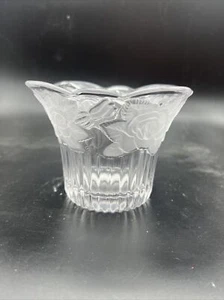 Vintage Crystal Bowl With Frosted Roses At The Top 4 Inch high - Picture 1 of 5