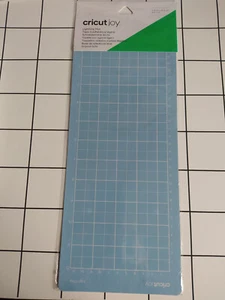 Original Cricut Joy 4.5" x 12" LightGrip Mat - Picture 1 of 3