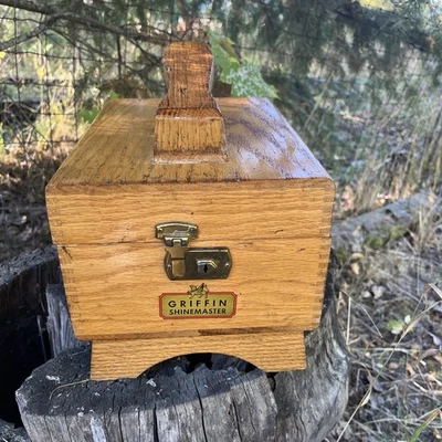 Griffin Shinemaster Kit Limpiabotas Madera Caja Años 60 De Colección Foto 1 de 4