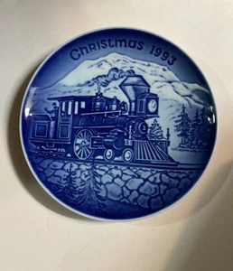 Bing and Grondahl 1993 Christmas in America 5" Collector's Plate, Blue Trains - Picture 1 of 4