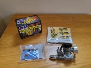 AP Hornet AP 15A Yellowjacket Glow Engine  / 2.5cc (0.15 cu in) + HSP Glow Plug - Picture 1 of 20