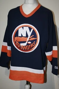 CCM Maska - New York Islanders NHL Ice-Hockey Jersey Shirt -M/L- Excellent Top - Picture 1 of 12