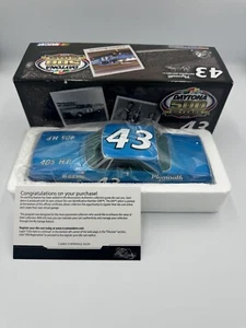 RICHARD PETTY 1/24 #43 DAYTONA 500 1964 PLYMOUTH Belvedere Liquid Color / Chrome - Picture 1 of 9
