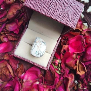 Anillo de plata de ley 925 con ópalo de dendrita natural, anillo minimalista, presente para ella ~ - Imagen 1 de 3