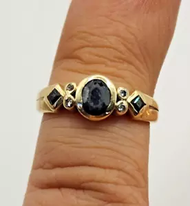 9ct Solid Yellow Gold Vintage Black Diamond Small Ring Size H 1/2 .375 9k 2.30g - Picture 1 of 13