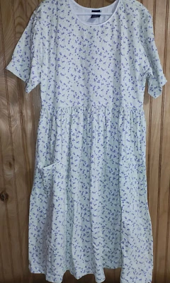 Vestido de punto Lands End para niñas blanco con flores moradas largo modesto talla grande Foto 1 de 4