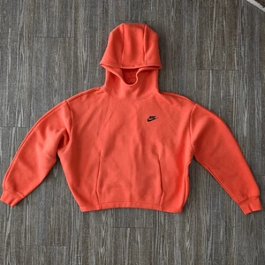 Nike Tech Fleece Hoodie Oversized Fit Orange Schwarz Mädchen Gr. XL Brandneu - Bild 1 von 6