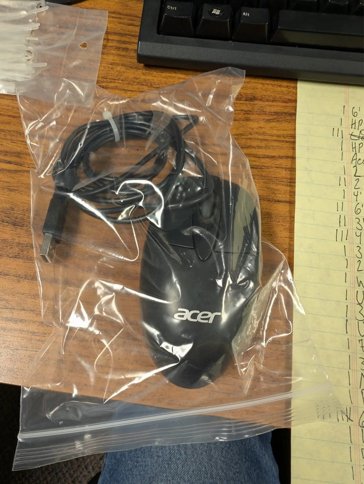 NEW OLD STOCK Acer Wired Optical Mouse USB Model MOANUOA - Image 1 of 1