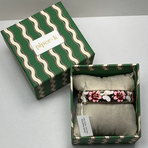 Bracciale con cerniera Piper K fiore dipinto a mano in tono oro NUOVO - Foto 1 di 3