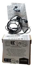 Auriculares intrauditivos Amazon Basics conector de audio de 3,5 mm con cable con micrófono - negros - Imagen 1 de 2