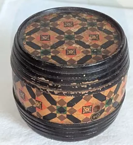 Seltene Mauchline Ware Nähgarnspender Box Mosaik Karomuster - bitte lesen - Bild 1 von 11
