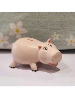 Toy Story PIG HAMM NEW Andy’s Room and Sid’s Room Figures SUPER RARE 2" Cake Top - Picture 1 of 3