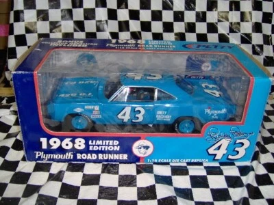1968 Richard Petty # 43 Plymouth Road Runner~ Unity Raceway~ Maine Track 1/18th - Image 1 of 4