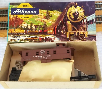 Athearn 1253 HO Sc. Steel Offset Cupola Standard Caboose Kit "PENNSYLVANIA R.R." - Image 1 of 4