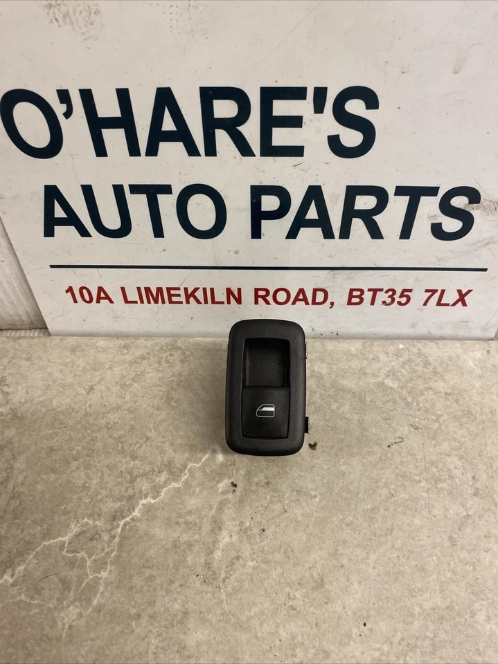 Interruptor ventana trasera derecha Chrysler Grand Voyager 2001-2008 10032637 04602531AF Foto 1 de 4