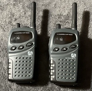 2x AUDIOVOX FR-130 grigio wireless 14 canali UHF radio bidirezionale walkie talkie - Foto 1 di 13