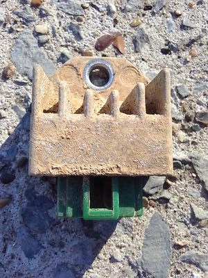 2000-2007 Yamaha TTR90 TTR 90 Engine Ignition Rectifier & Regulator - Image 1 of 4