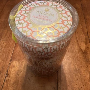 Voluspa Mini Candle Trio - Macaron, Saijo Caqui, Prosecco Bellini - 3 11 OZ - Imagen 1 de 4