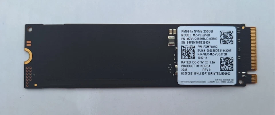 SAMSUNG PM991a NVMe 256GB M.2 2280  PCIe SSD MZVLQ256HBJD-00B00 - Image 1 of 3
