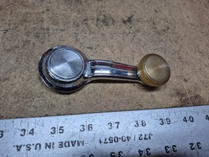 BUICK SKYLARK 67-72 PERSONALIZADO PANEL DE PUERTA VENTANA MANIVELA 9715291 OEM GM SS GTO - Imagen 1 de 6