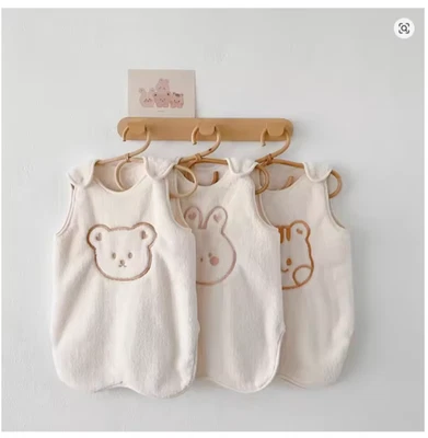 Saco de dormir sin mangas para bebé saco de dormir de franela dibujos animados bordado cálido sleepwea Foto 1 de 4