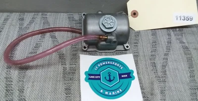 1999 Honda CR250R CARBURETOR FLOAT BOWL CHAMBER PN 16015-VMO-004 Foto 1 de 2