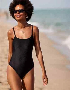 Traje de baño Aerie Shine Rib Scoop cobertura completa de una pieza GRANDE LARGO negro verdadero - Imagen 1 de 4
