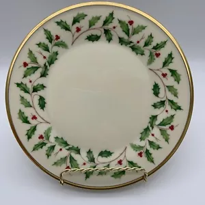 Lenox Holiday Dimension Collection Holly Berry Salad Plate with 24k Gold Trim - Picture 1 of 4