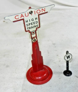 Marx 314 Caution HIgh Speed Trains & Whistle signs - Very Nice Accessories! (V) - Picture 1 of 5