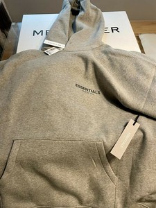 fear of god essentials 3d silicon applique pullover moletom com capuz buttercream