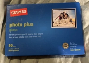 STAPLES PHOTO PLUS GLOSS PAPER/60 SHEETS/4" X 6" Item #648177 NEW SEALED  - Picture 1 of 2