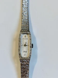 Vintage Wittnauer Watch Swiss 7 Jewel ETA 202.001 Quartz Keeping Time - Picture 1 of 7