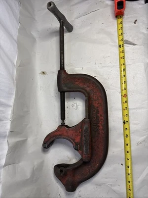 RIDGID HEAVY DUTY 6-S 4" to 6" CUTTING CAPACITY PIPE CUTTER, USA MADE - Image 1 of 4