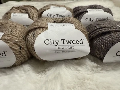 Lot Of 6 Knit Picks City Tweed DK Weight Yarn Grams Kitten Tahitian Pearl Wool - Image 1 of 4
