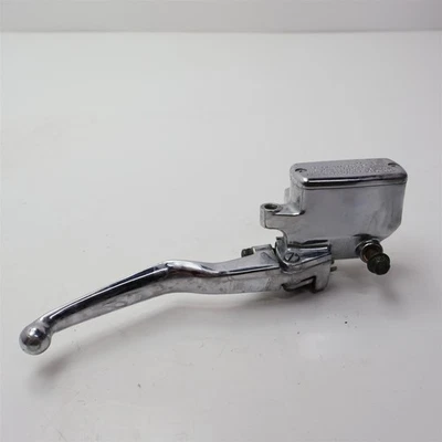 2004-2009 Yamaha Road Star XV1700 cilindro mestre dianteiro direito com alavanca - Imagem 1 de 4