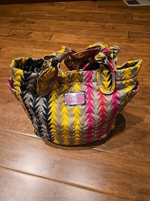 Bolso de Mano Marc By Marc Jacobs Nylon Acolchado Logo Foto 1 de 4