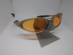 Oakley Sonnenbrille Minute FARBE:Persimon Fashion Accessoires Sammlung gebraucht - Bild 1 von 10