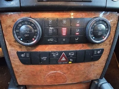Mercedes Benz ML350 2006-2008 control de temperatura: 3 zonas Foto 1 de 4